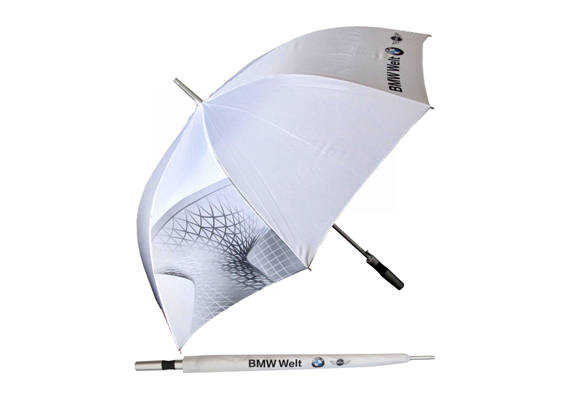 Stabiler BMW Welt Regenschirm mit großer Spannweite und Keyvisual Motiv